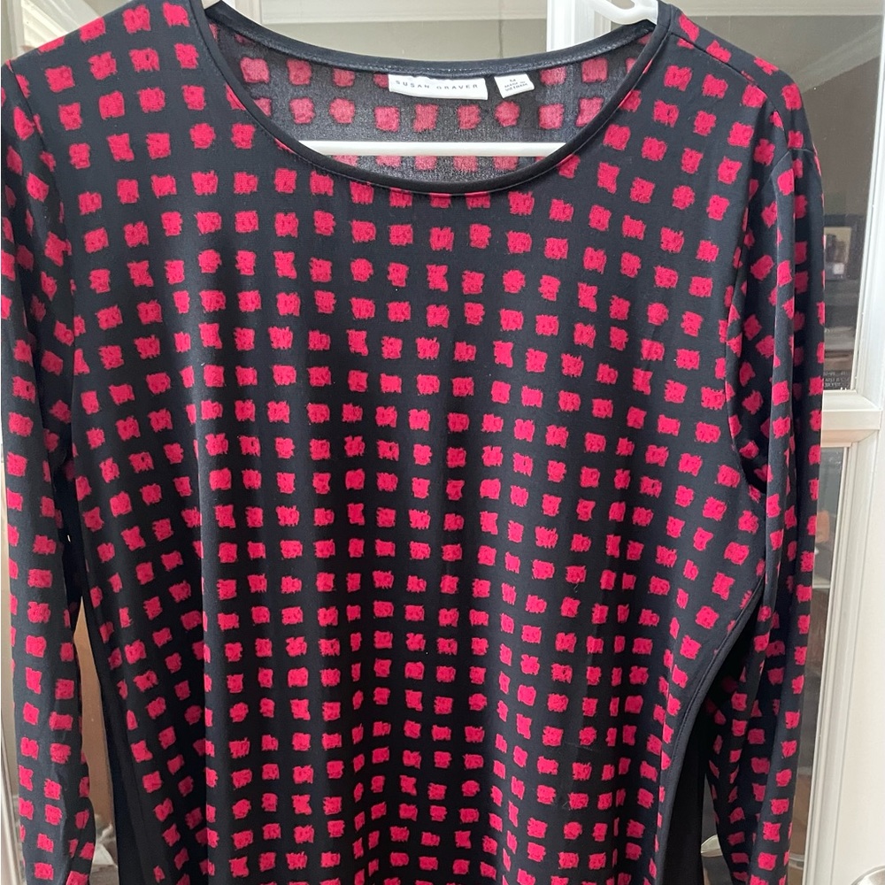 Susan Graver Medium Red Black‎ Checked Soft Top with Black Sides